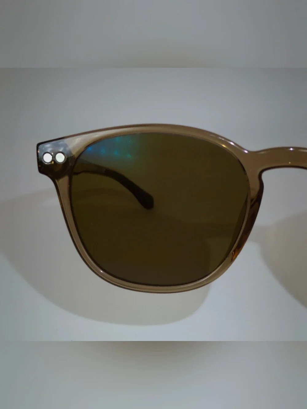 Pep. Round Hybrid Women's Frame. Made To Be Lightweight.